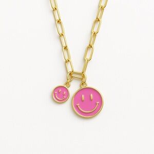 Gold Smiley Face Pendant Necklace – Pink Enamel Double Charm ✨